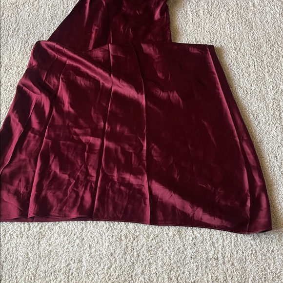 L’AGENCE Sayla Silk Gown in Dark Port Size 4 - Picture 7 of 13